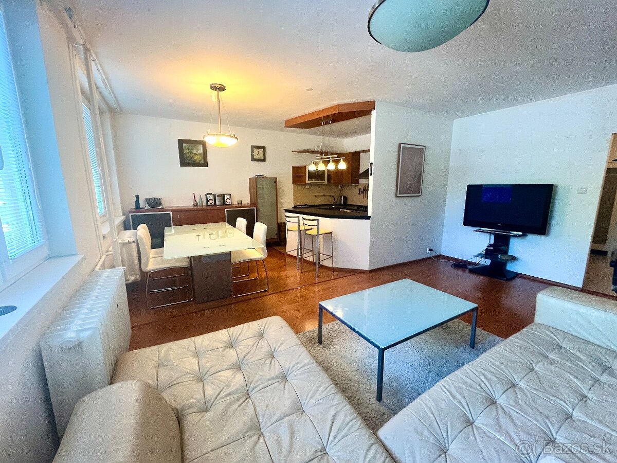 PRENÁJOM Pekný 3 - izbový byt - Košice Staré mesto - 2