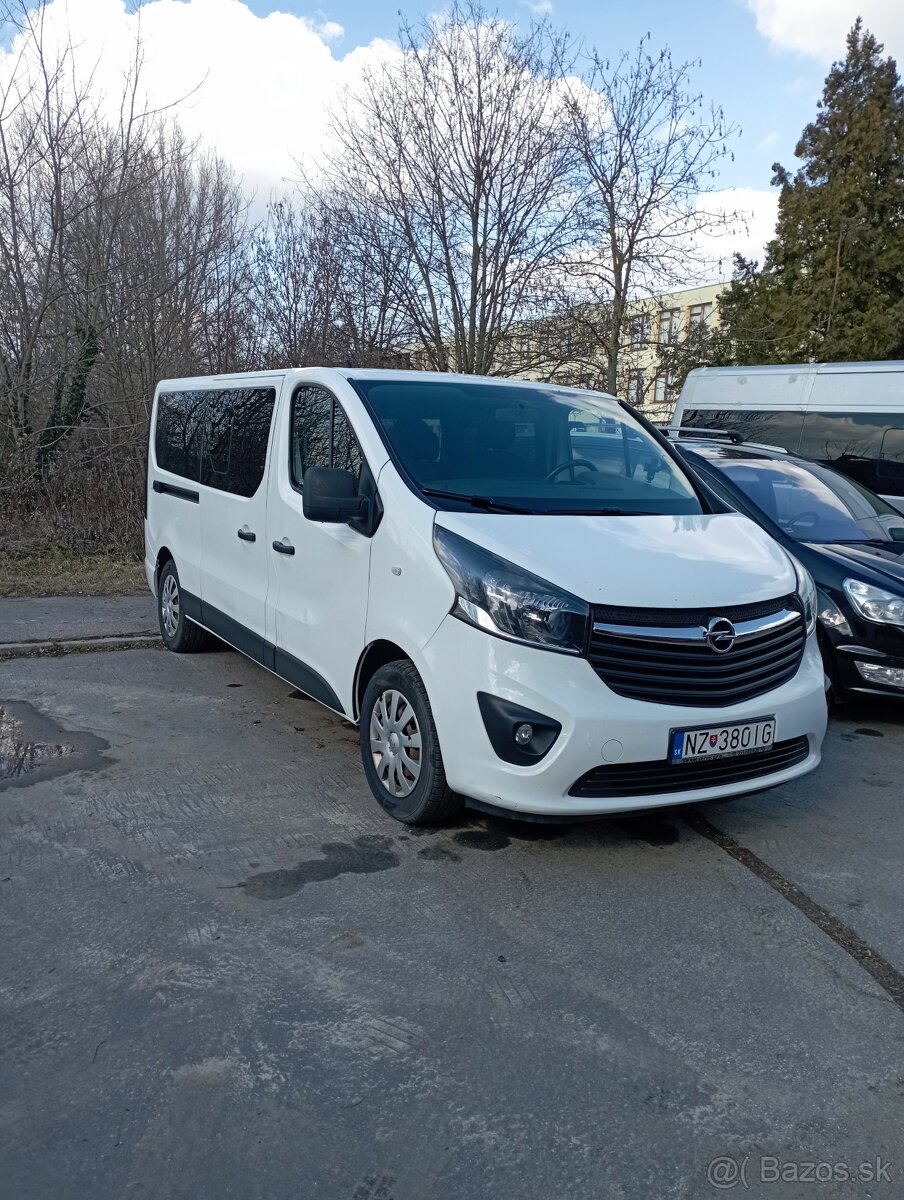 Prenájom 9 miestne auto - 2