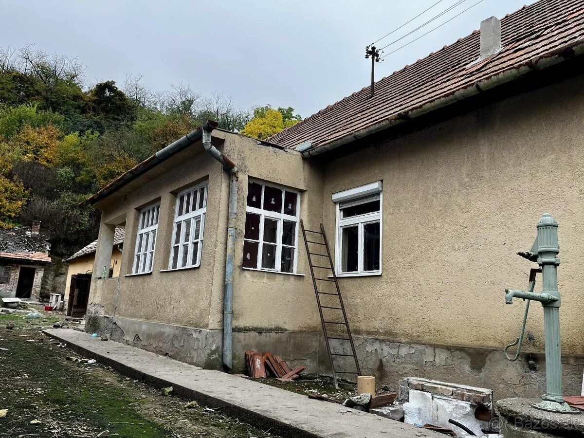 Na predaj RODINNÝ DOM, ZNÍŽENÁ CENASazdice okr. Levice - 2