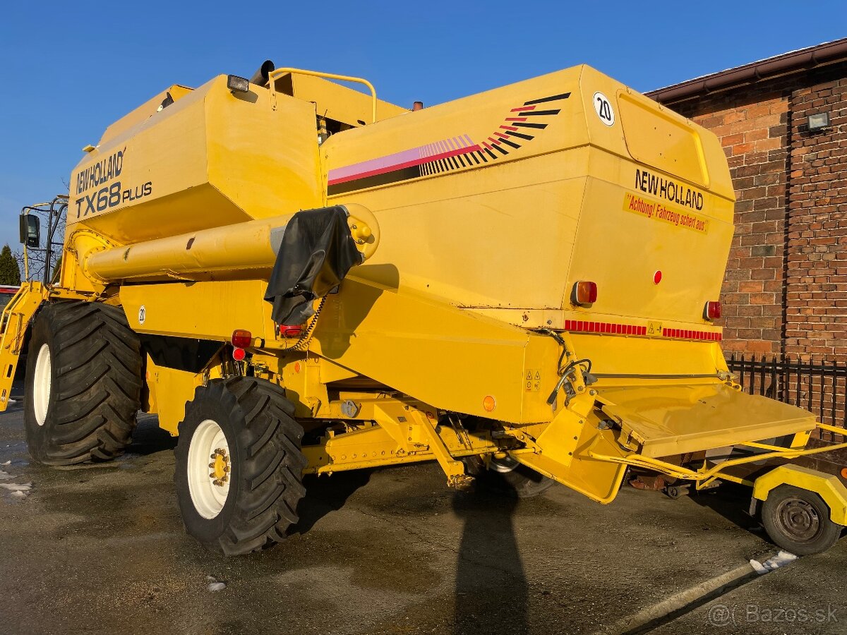 Kombajn New Holland TX68 plus 4x4 - 2