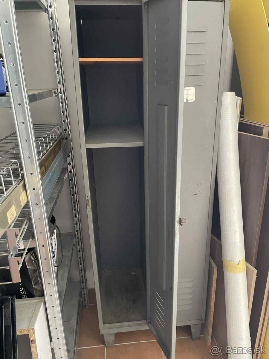 Plechová skrinka, šedá dvojmiestná - 2