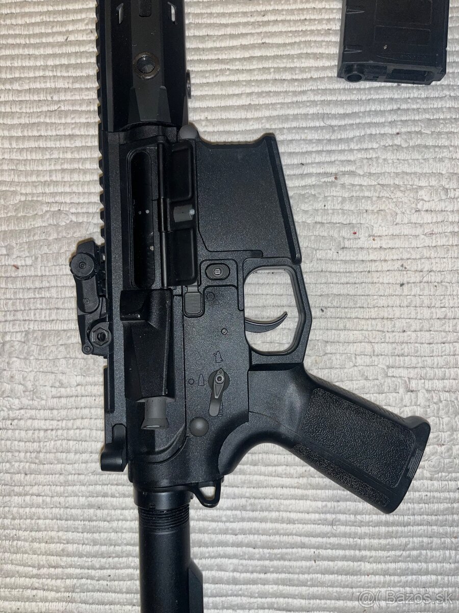 Airsoft Arcturus AR15 CQB + príslušenstvo - 2