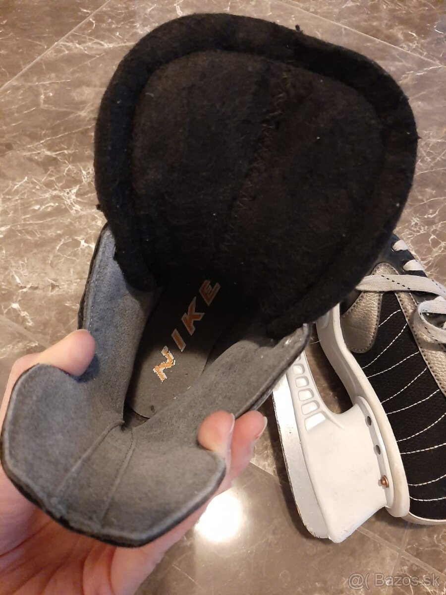 Predám detské KORČULE - 2