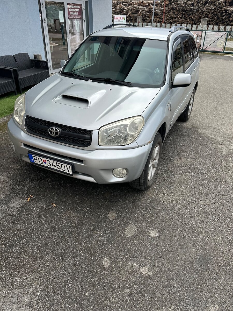 Toyota rav4 2005 nafta 2.0d-4d - 2