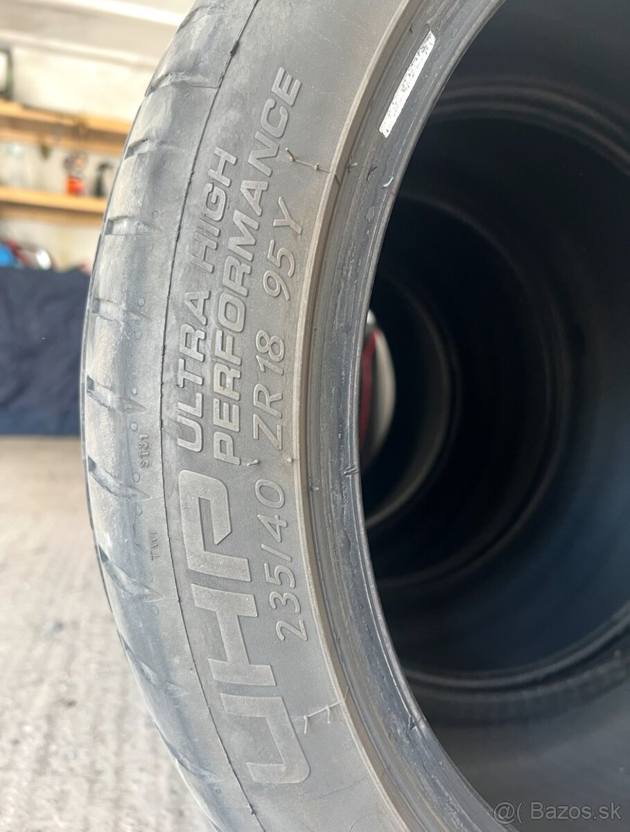 Predám letné pneumatiky 235/40R18 - 2
