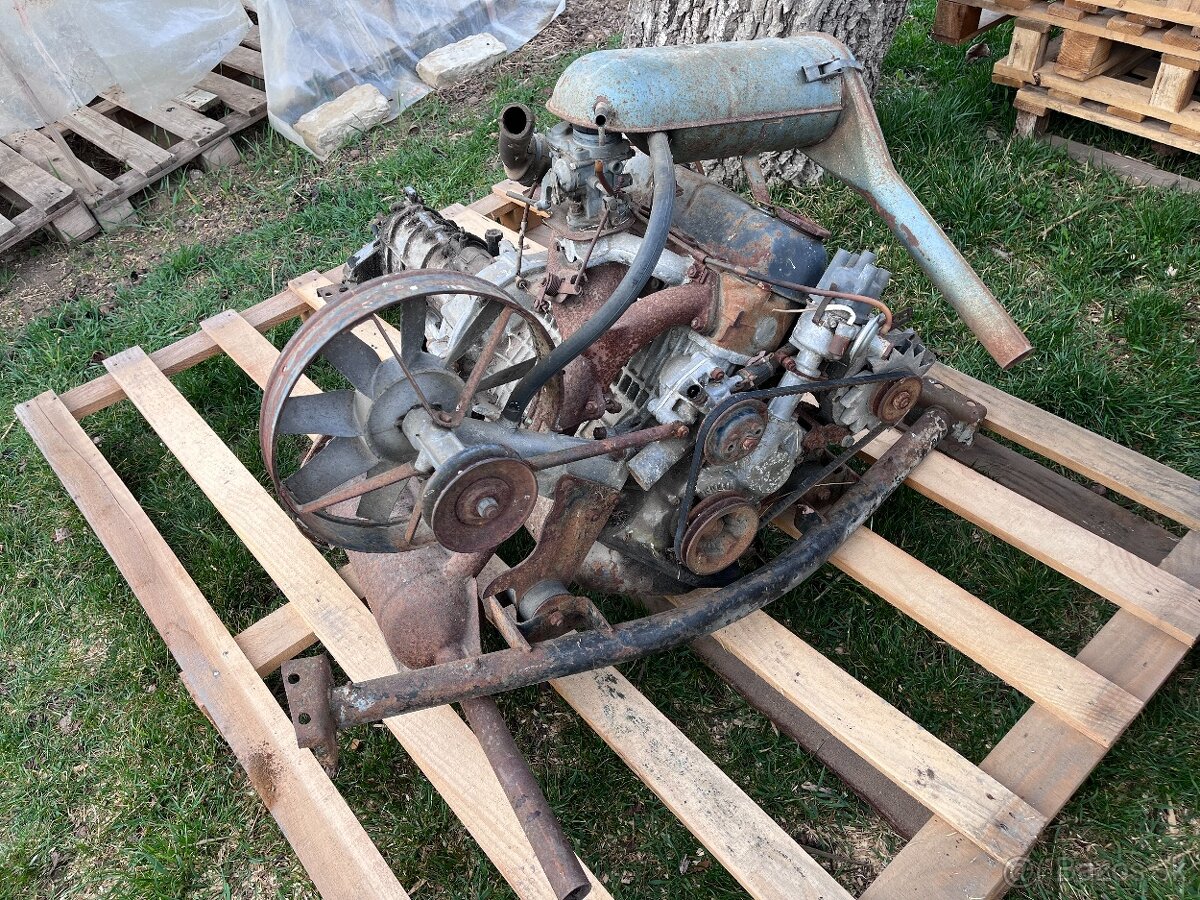 Motor a predvodovka škoda 100 - 2