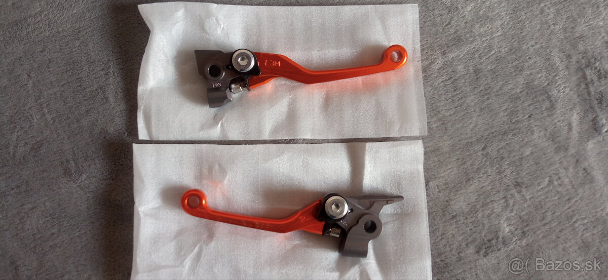 Brzdová a spojkova páčka - 2