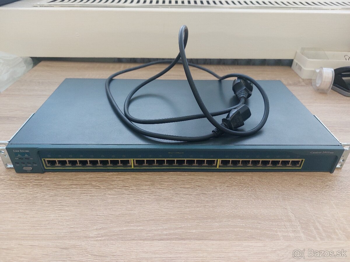 Cisco Catalyst 2950 - 2