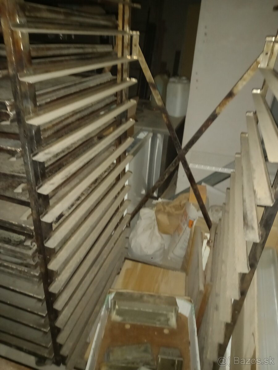 Pekárenske vozíky - 2