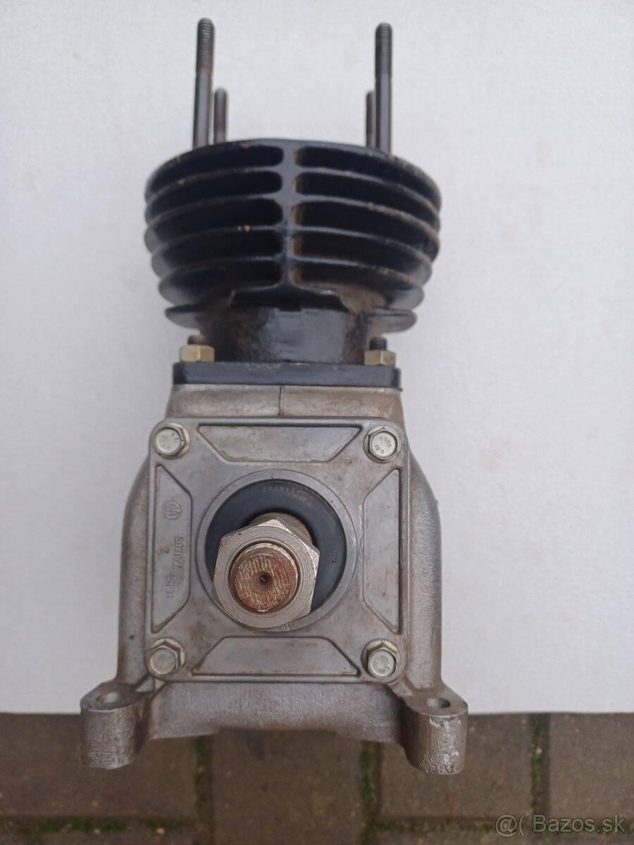Vzduchovy kompresor-novy - 2