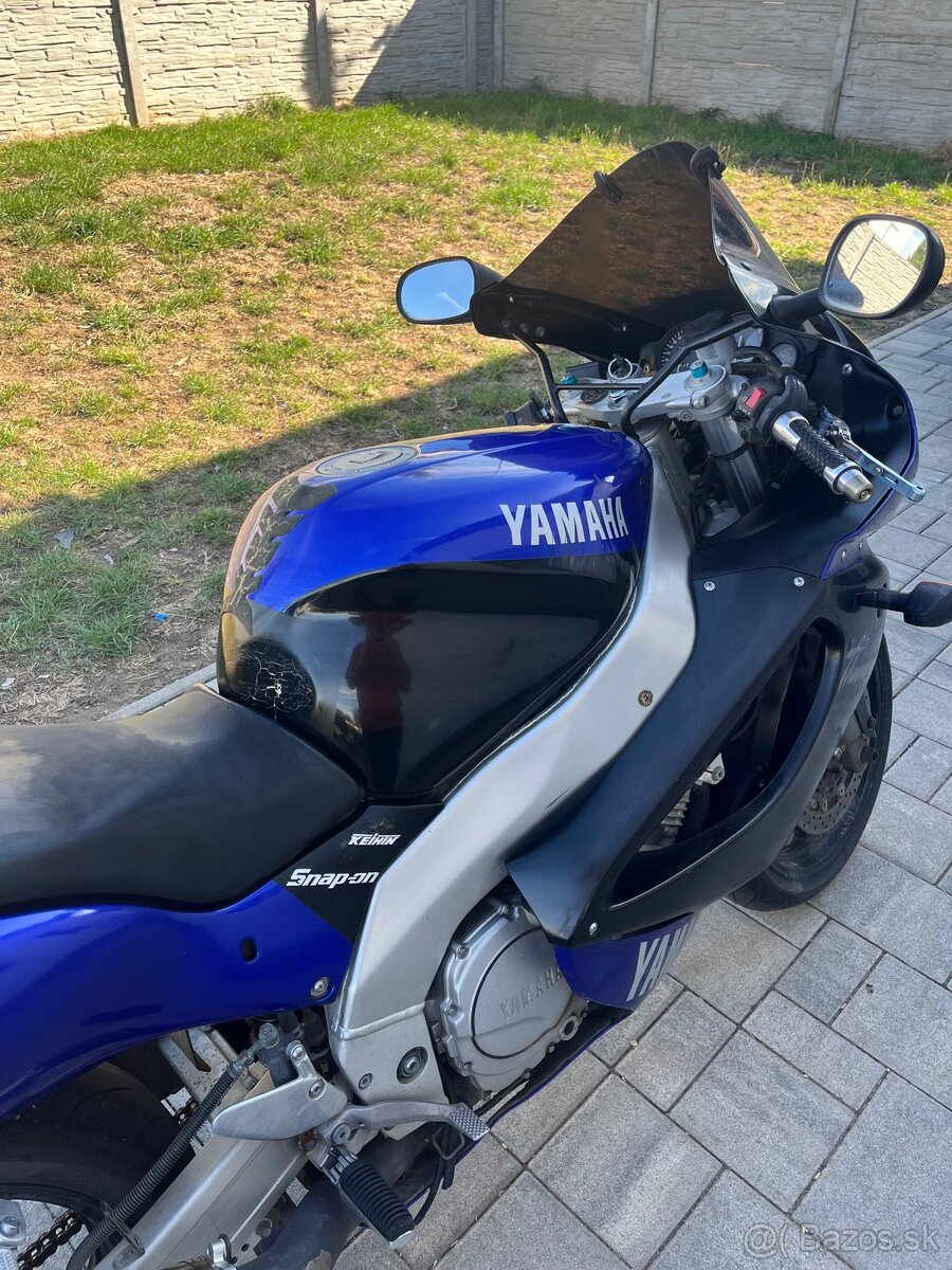 Yamaha Thunderace 1000 - 2