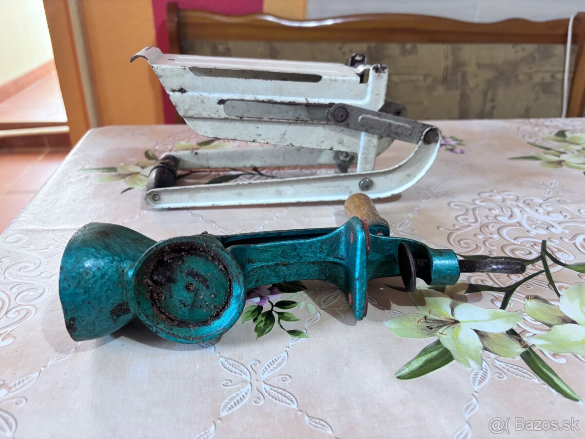 Starožitnosti mlynček na mak - 2