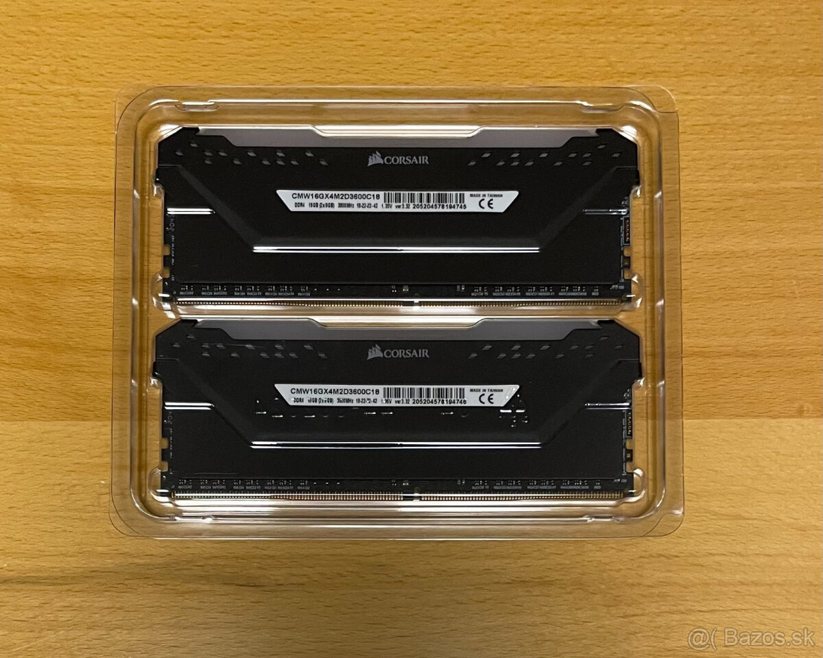 Corsair Vengeance RGB PRO 16GB (2x8GB) DDR4 - 2