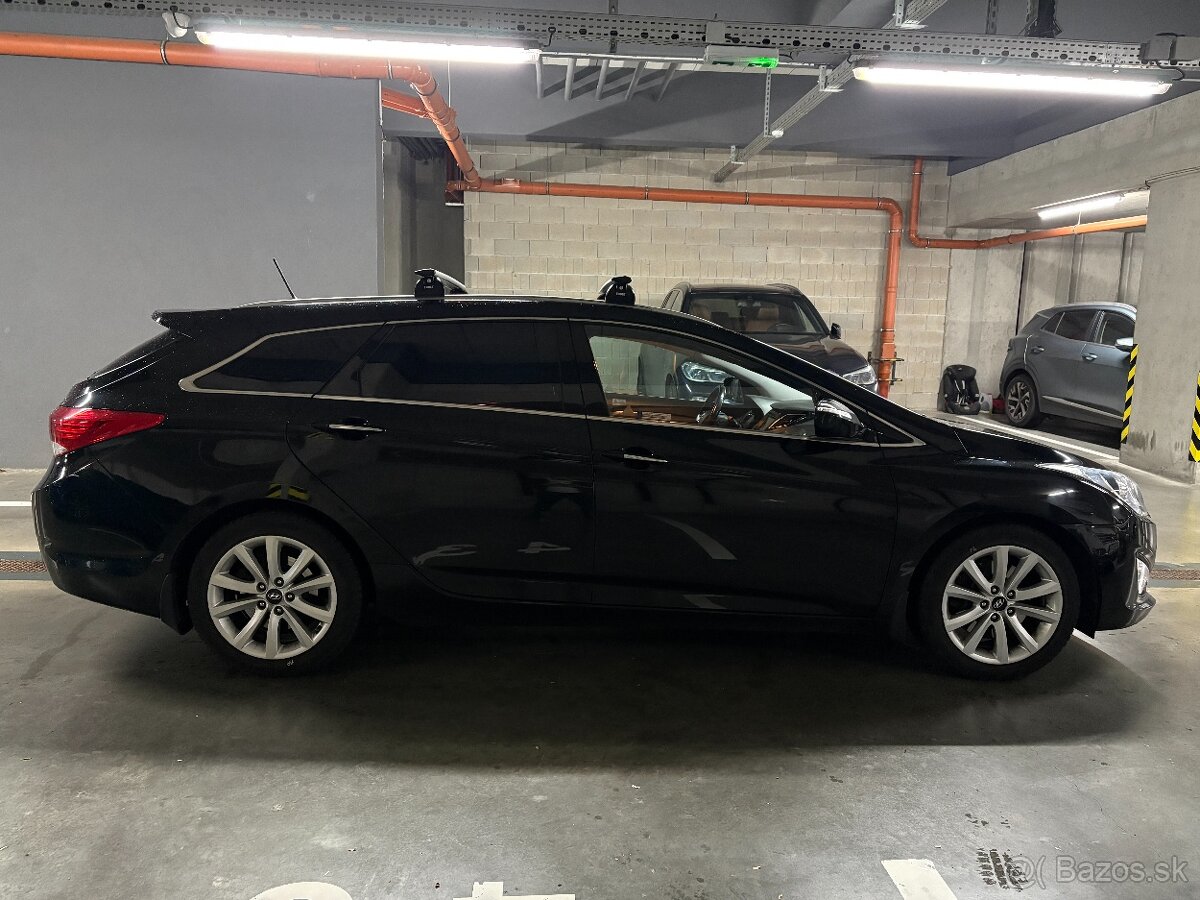 Hyundai i40 CW 1.6 GDi Premium SR - 2