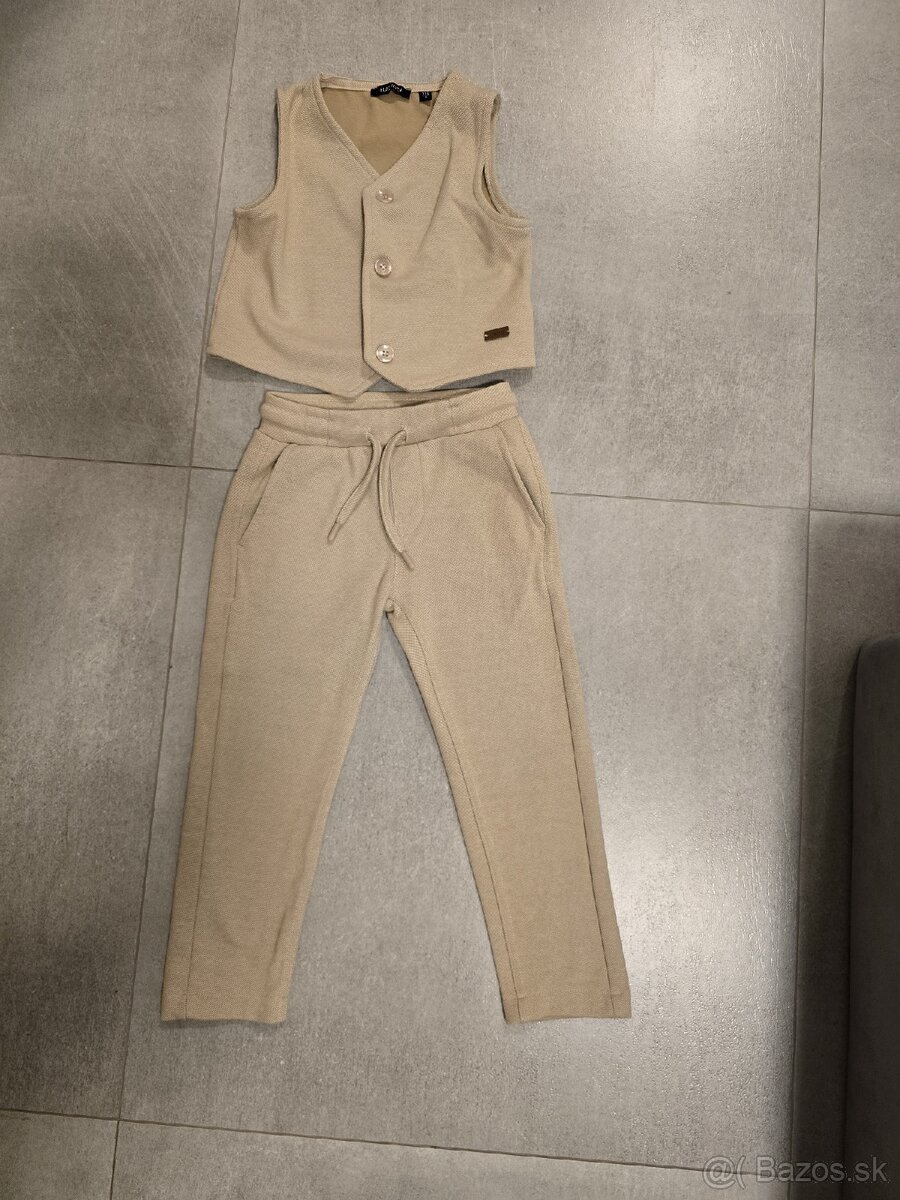 Predám detské súpravy oblek, vesta sako - 2