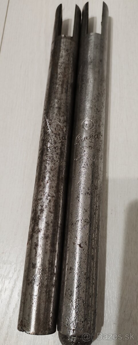 Predám diely na Slaviu 620 - 2