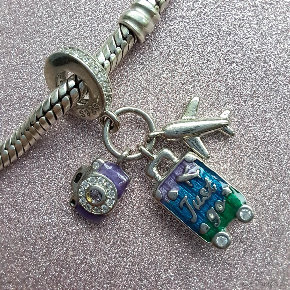 Prívesok Cestovateľka - 2