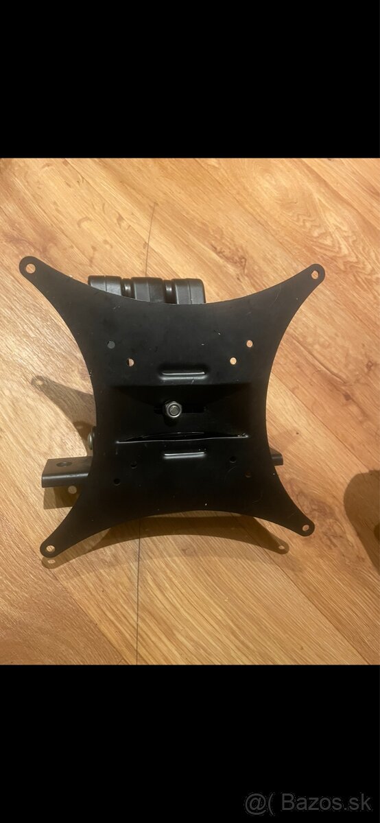 Držiak na TV s ramenom - 2