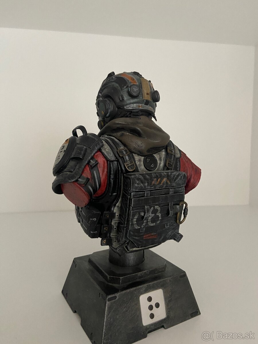 Titanfall 2 Collector's edition soška (busta) - 2