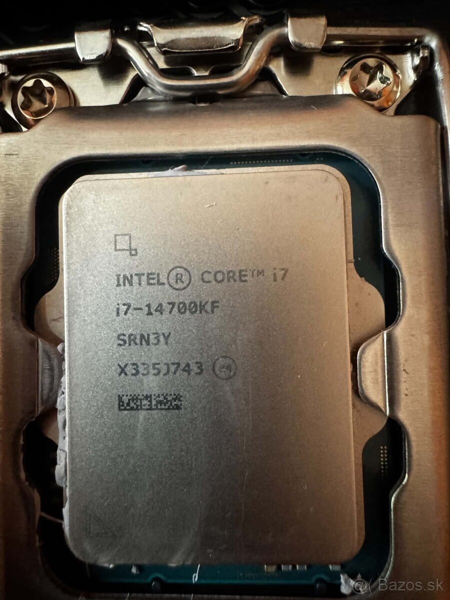 Intel Core i7-14700KF + ASUS TUF GAMING Z690-PLUS - 2