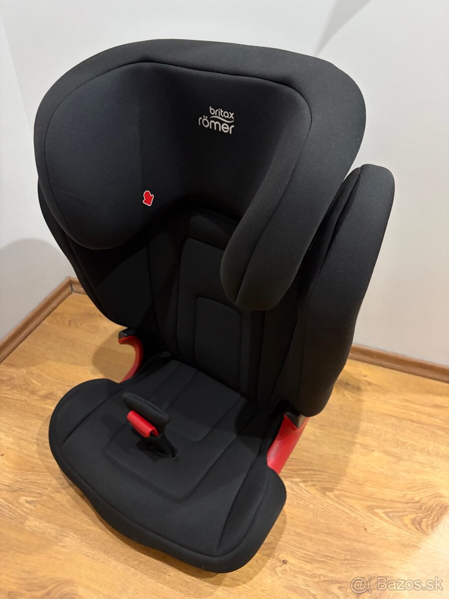 Britax Römer Kidfix 2R autosedacka - 2