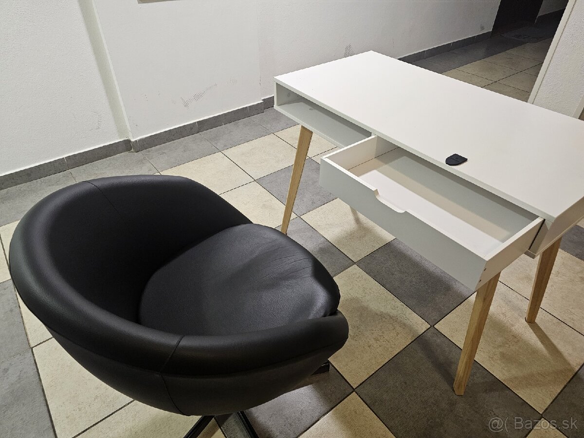 Písací stôl a stolička - 2