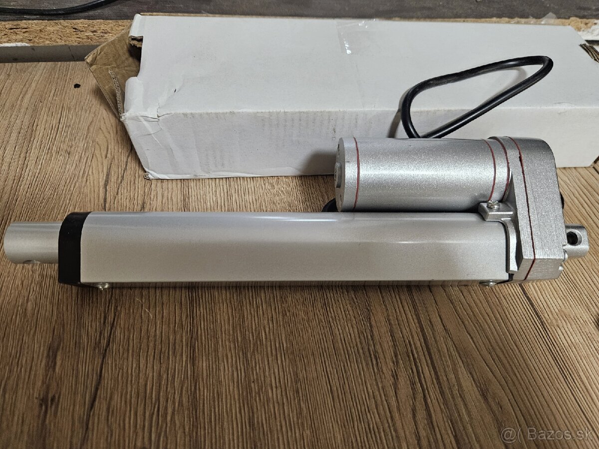 Elektrický servo motor - 2