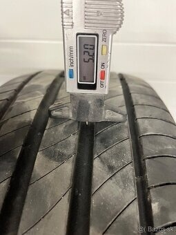 Michelin 215/60 R17 - 2