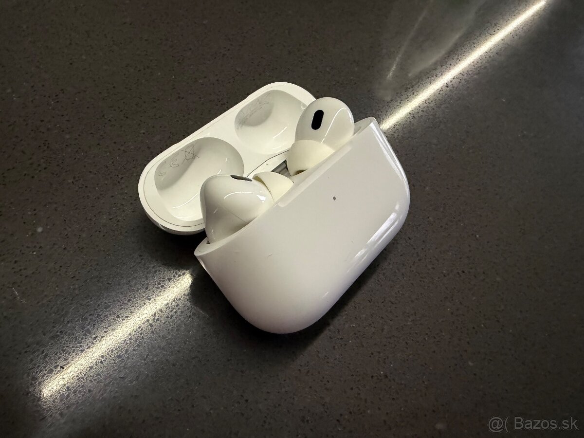 Apple Air Pods Pro 2 lightning - 2