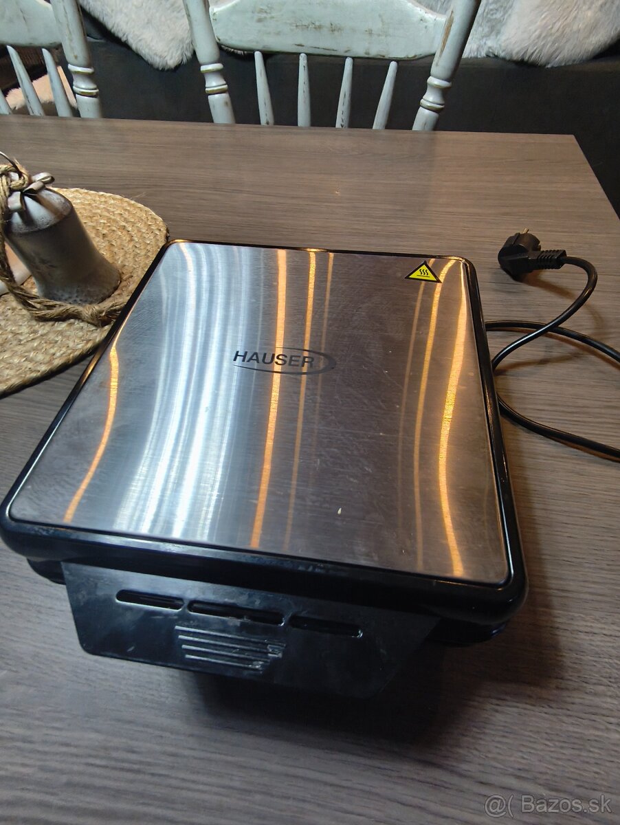 Vaflovač -oblatkovač Hauser SN-1004 1200W - 2