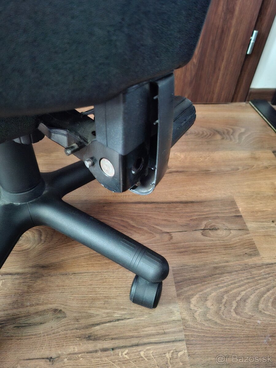 Kamcelárska stolička - 2