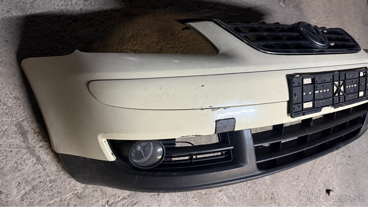 Predný nárazník na vw Touran 1 - 2