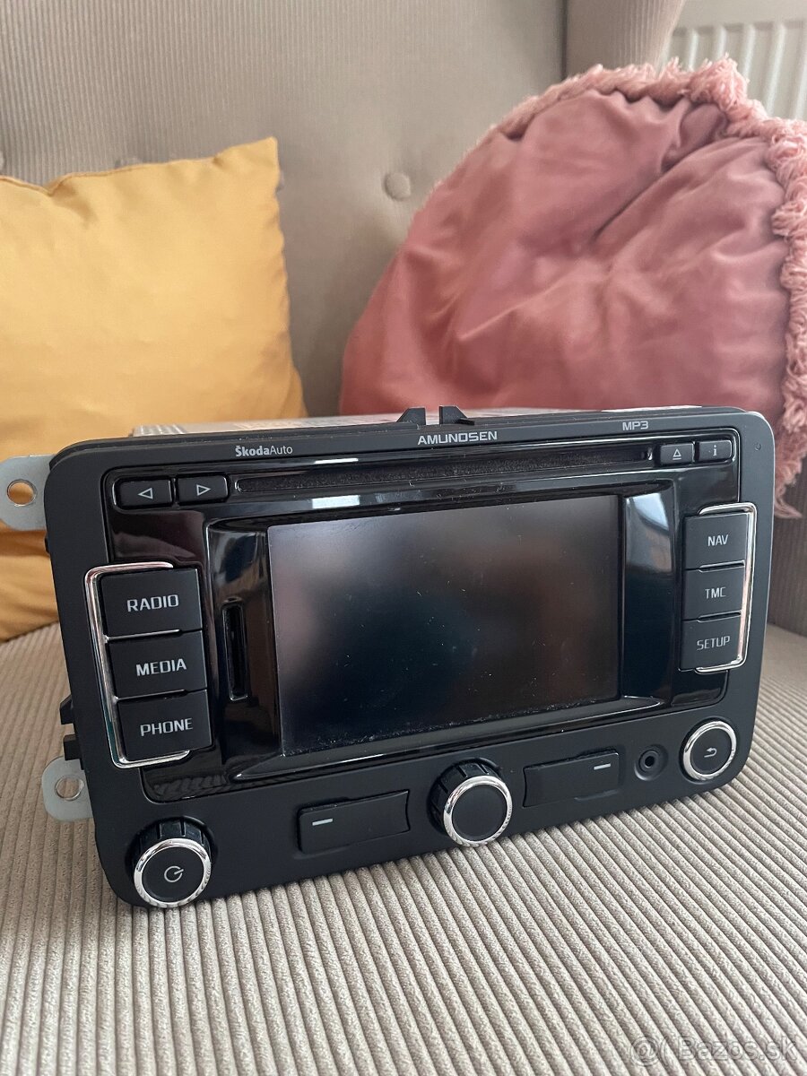 Amundsen RNS 310 Navigácia - 2