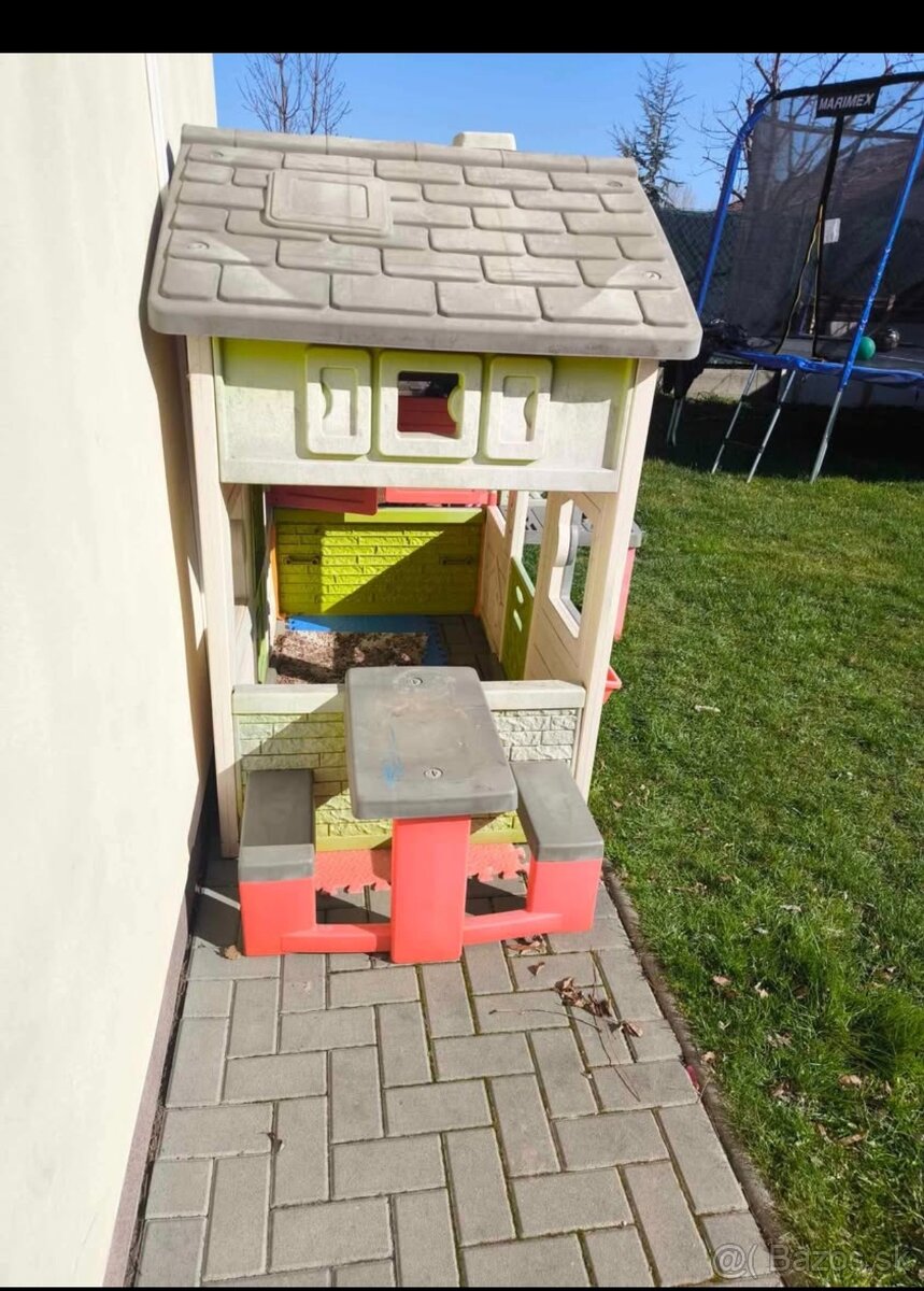 Záhradný domcek snoby - 2