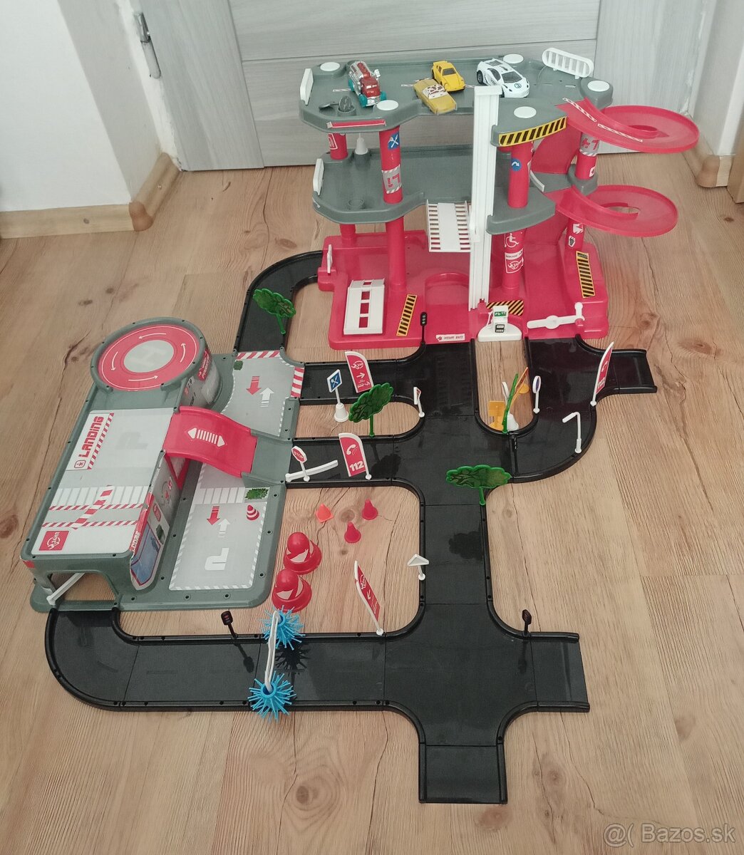 Detska hracia sada-garaz - 2