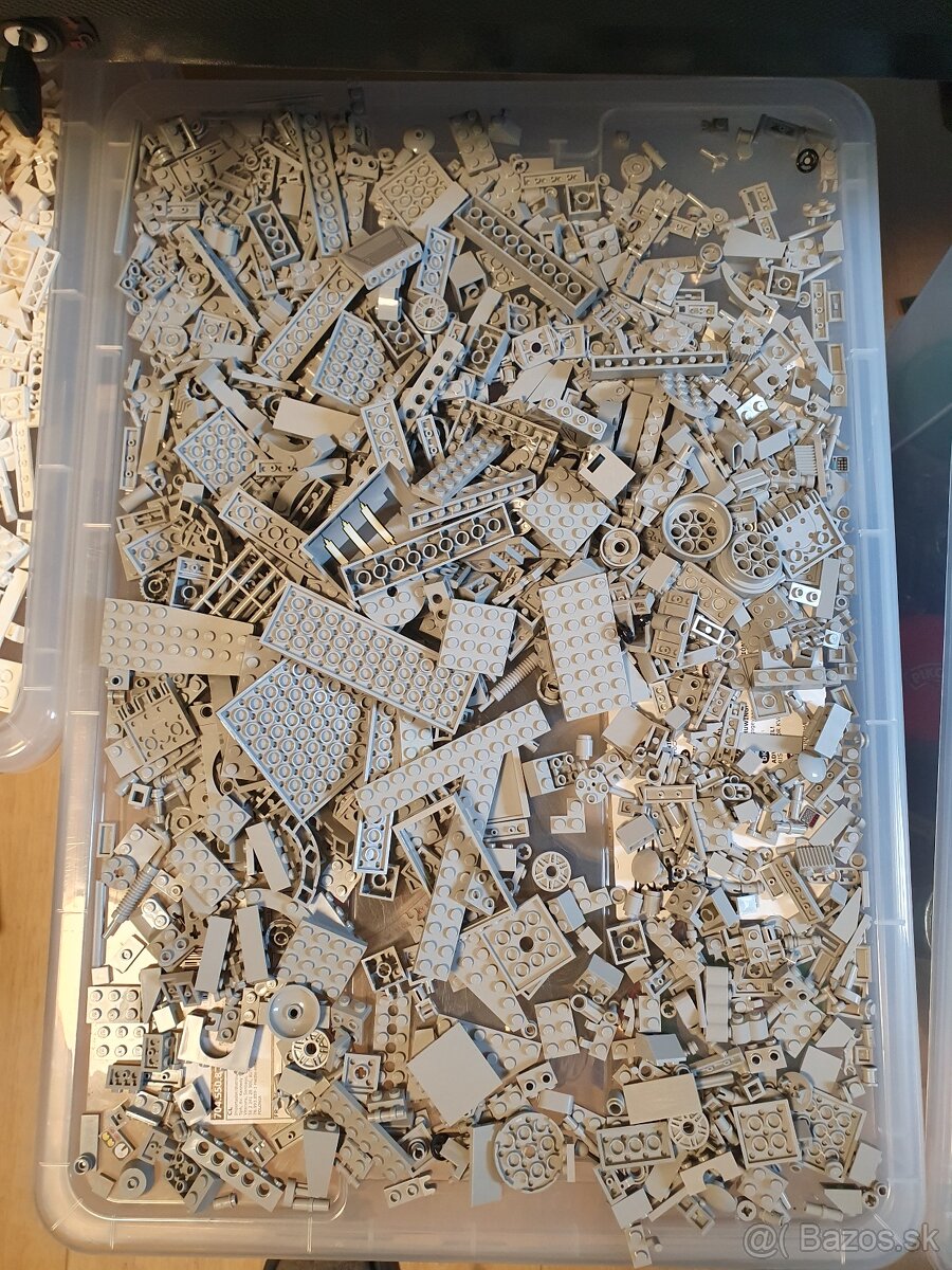 Lego mix 9.2 kg + navody - 2