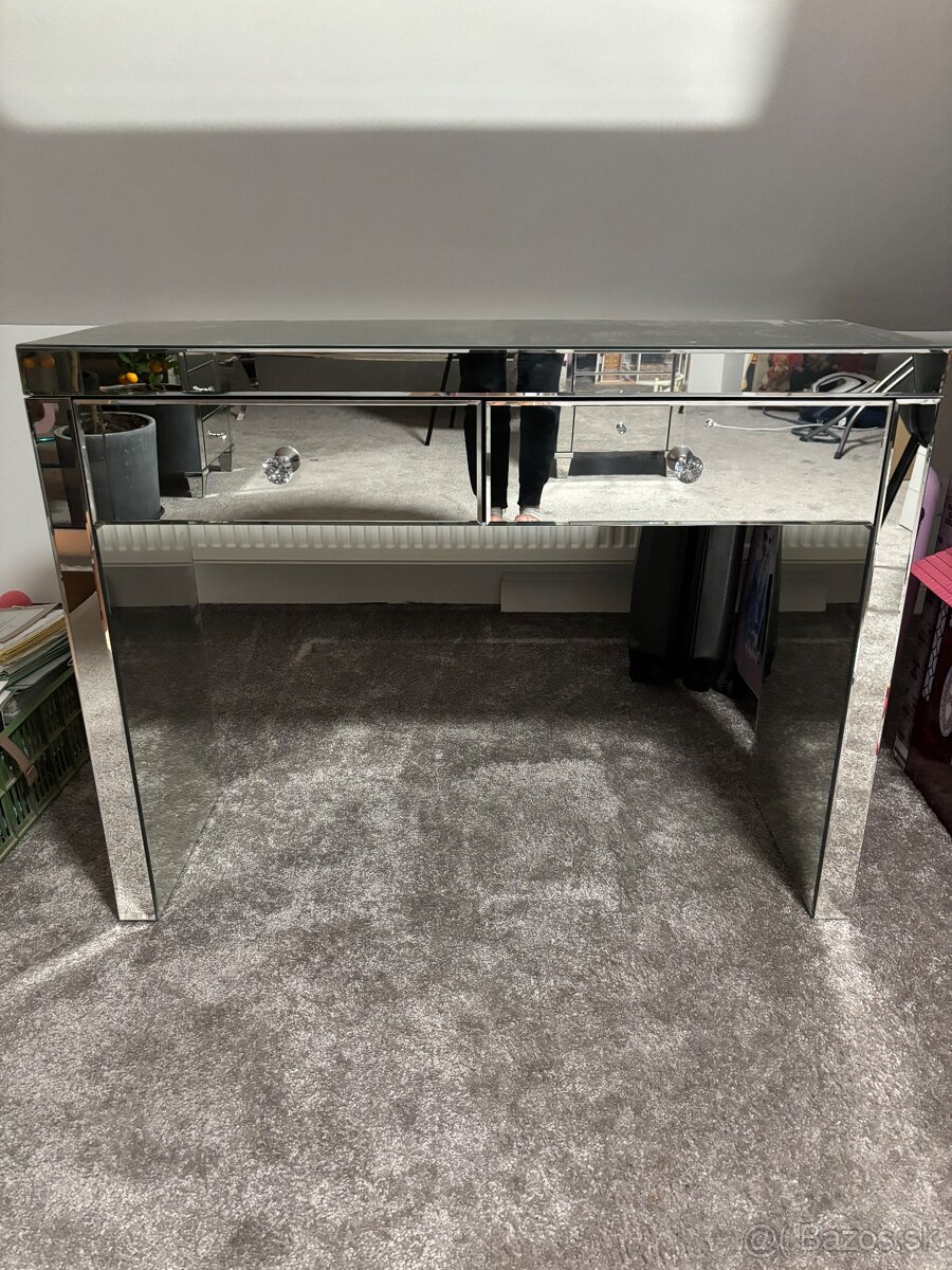 Zrkadlova konzola - 2