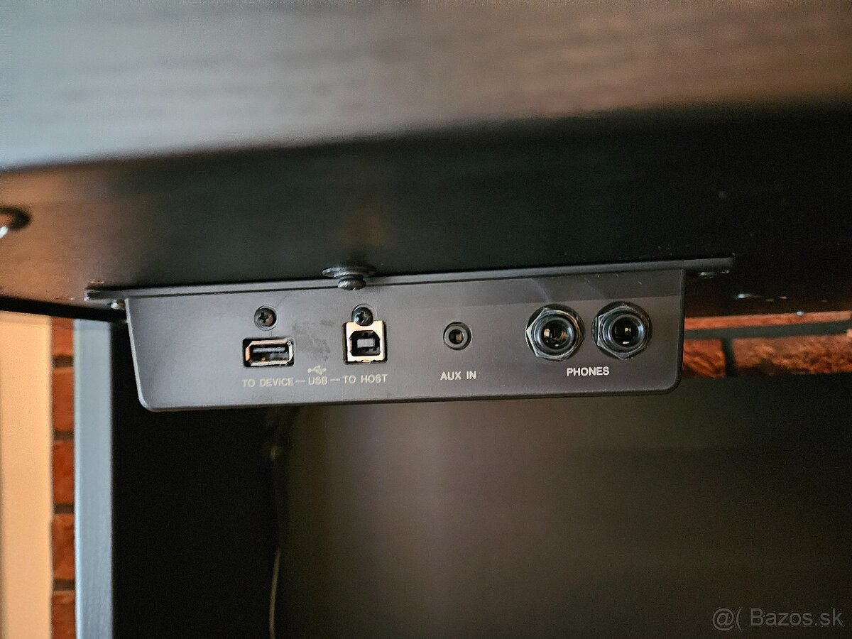 Klavír Yamaha Digitálne piano Black - 2