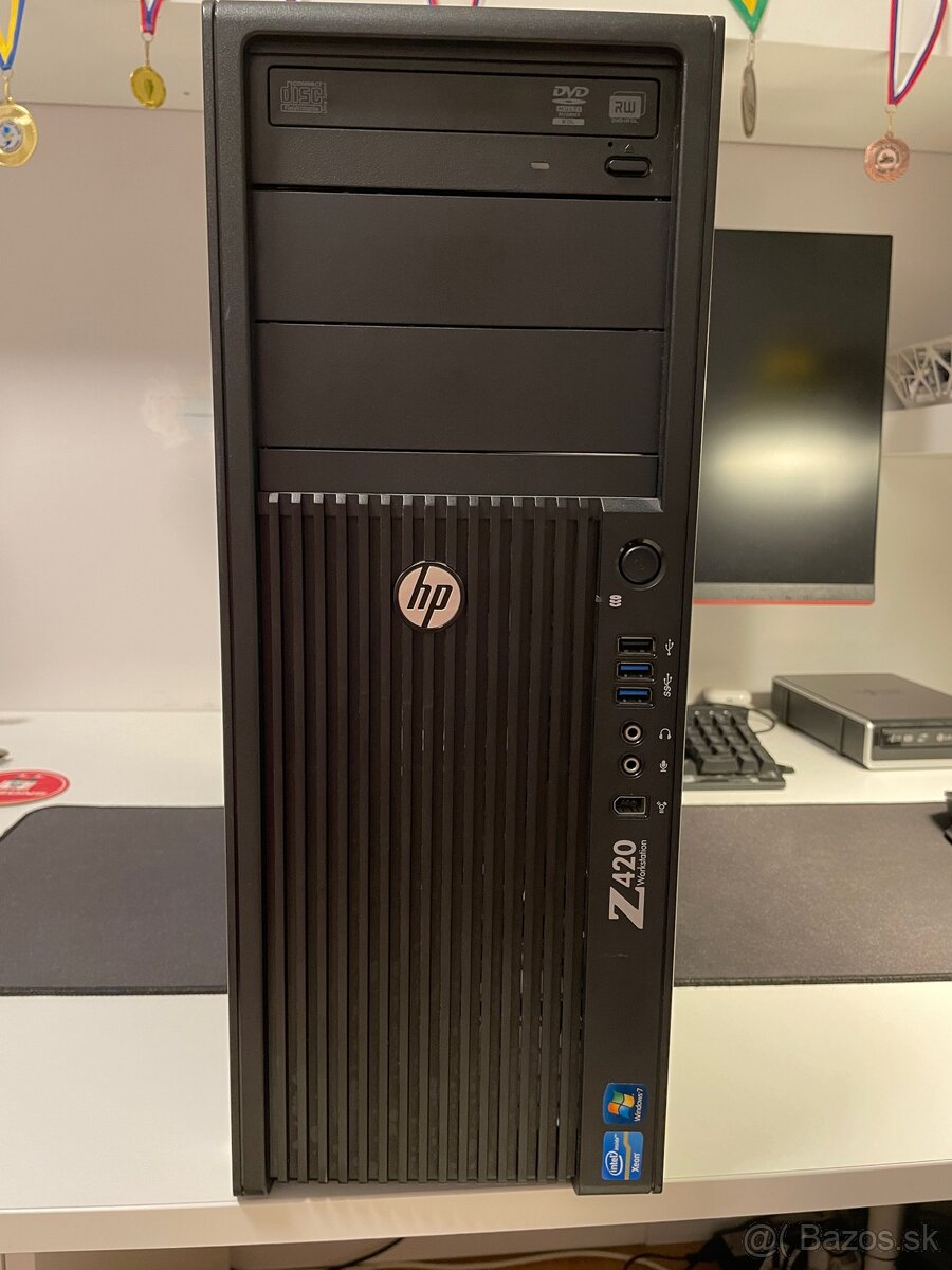 HP Z420 Workstation / 8 Jadier / 16 Vlákien / 16 Gb RAM - 2