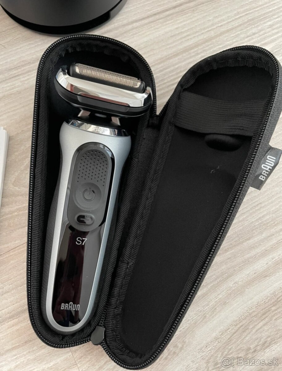 Holiaci strojček Braun series 7 - 2