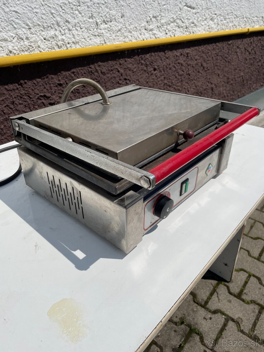 Profi kontaktný gril RM Gastro - 2