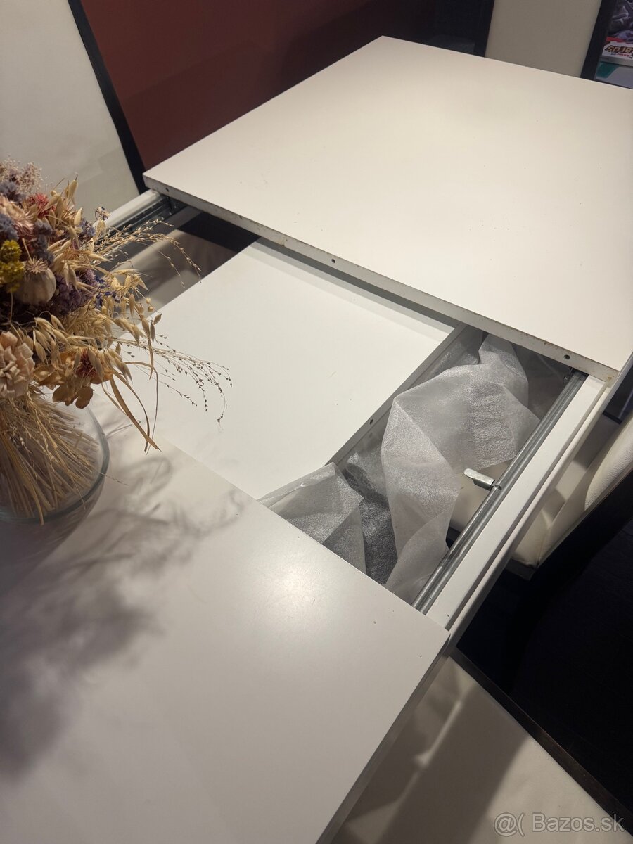 Jedálensky set stôl+stoličky - 2