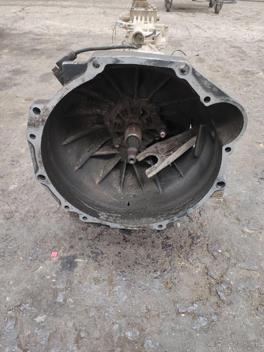 Kia Sorento 2.5 crdi prevodovka - 2