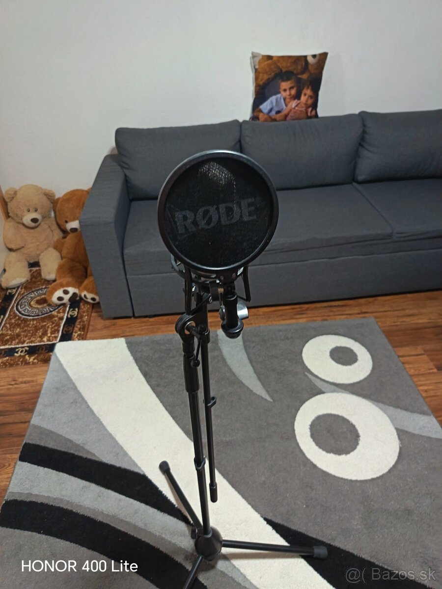 štúdiový mikrofón zvuková karta - 2