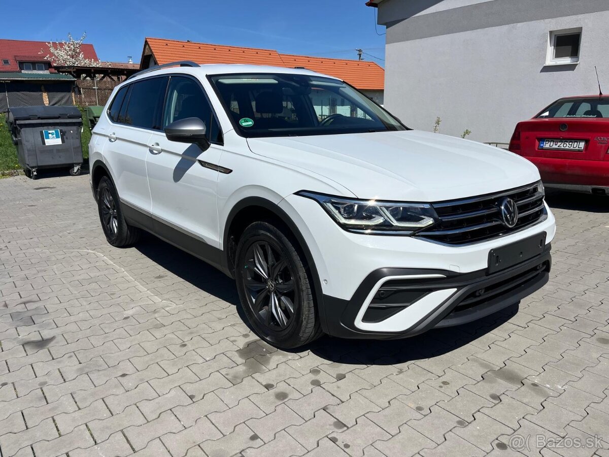 Tiguan Allspace 2,0 TDI 110kw Virtual Matrix - 2