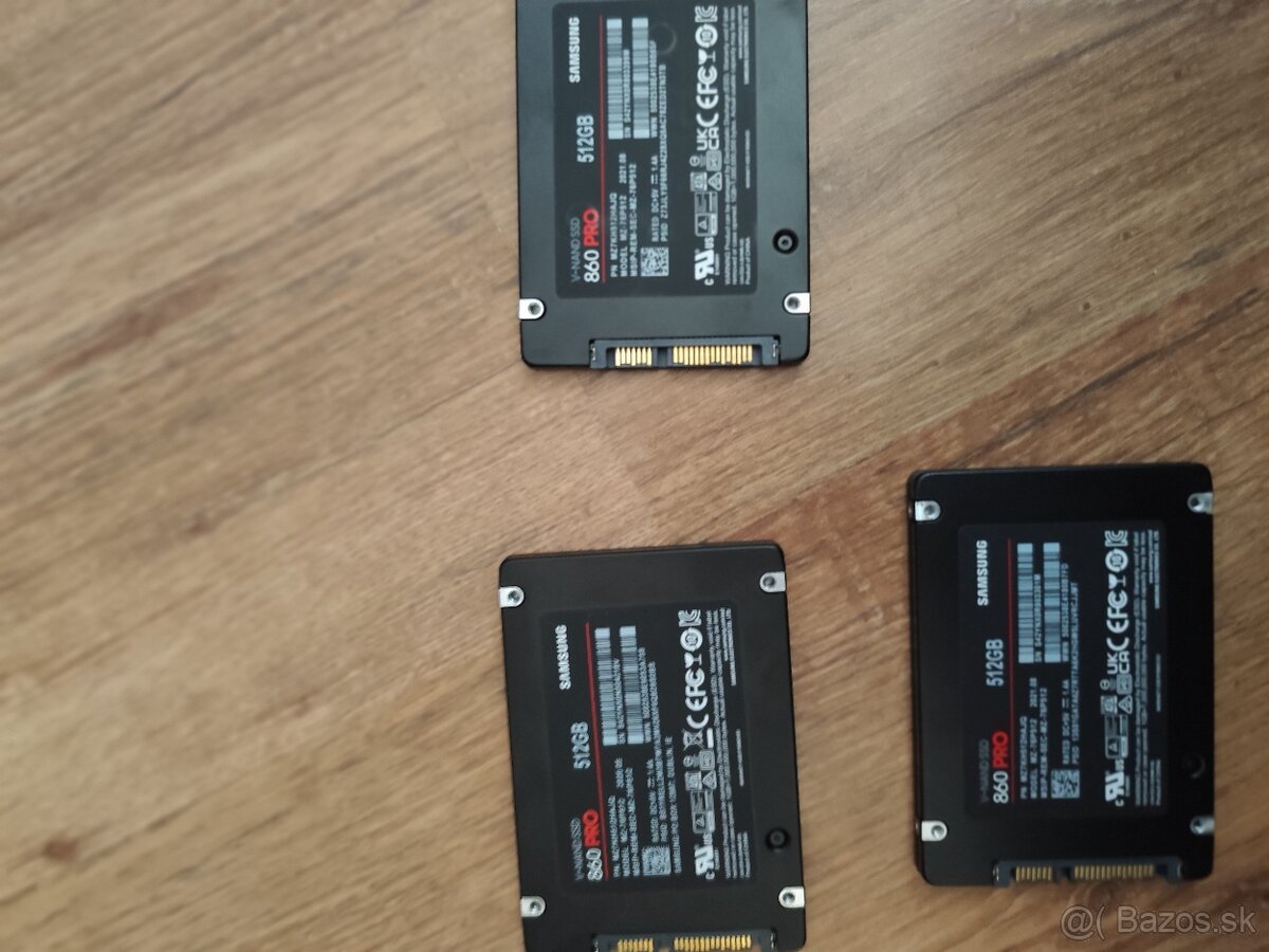 Samsung 860 PRO 512GB SATA SSD (3 ks) - 2