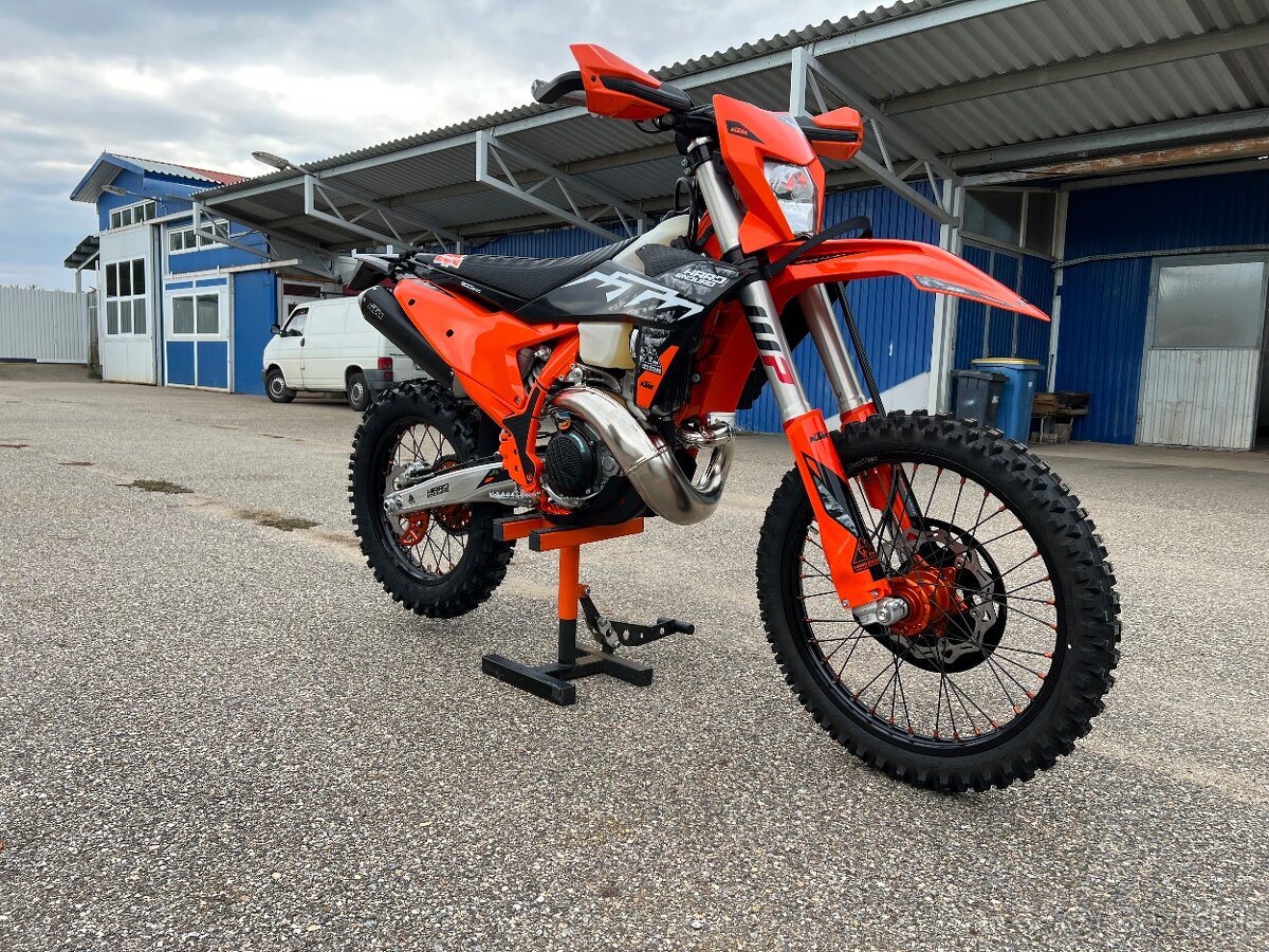 KTM EXC300 Hard Enduro 2025