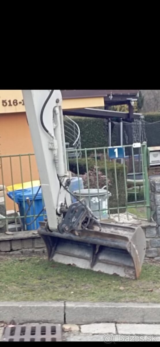 Bager takeuchi tb 125 - 2