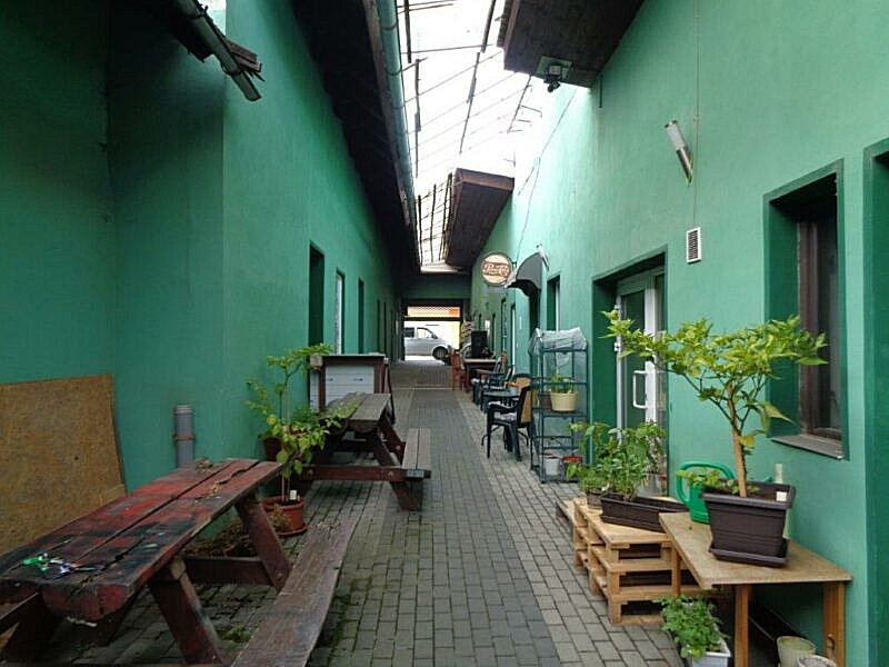 Predaj multifunkčná nebytová budova Žiar nad Hronom - 2