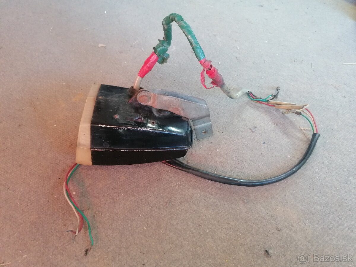 Predné svetlo na Babetta 207 - 2